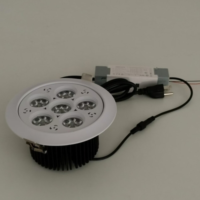 Buy Gem Jewelry 36 Degree 3000k IP20 40w LED Downlight Recessed Led Ceiling Light Fixture online manufacture