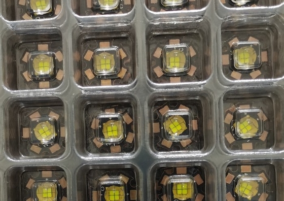 High Current 850mA White 1W High Power LED Luminous Flux 900-1100lm